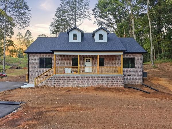 649 Crossvine Rd, Sparta, TN 38583