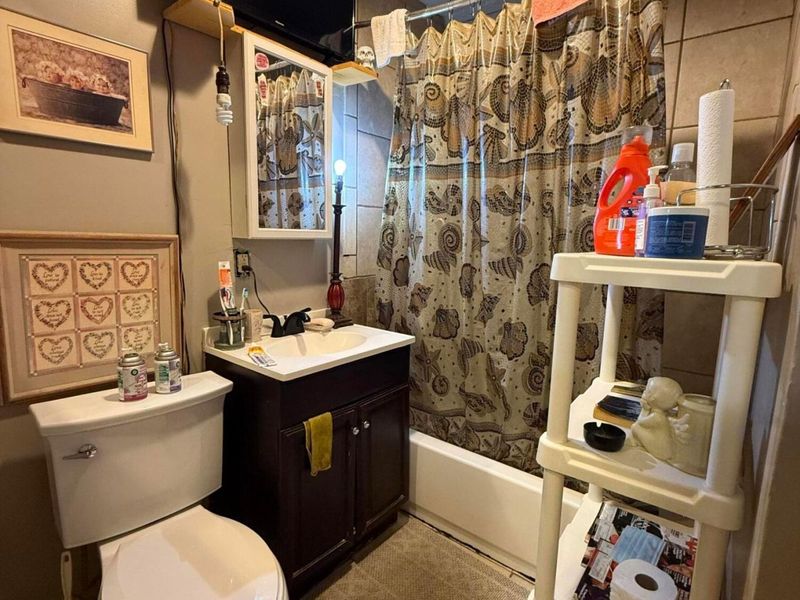 795 Alton Avenue , Columbus, OH 43219 Photo 5