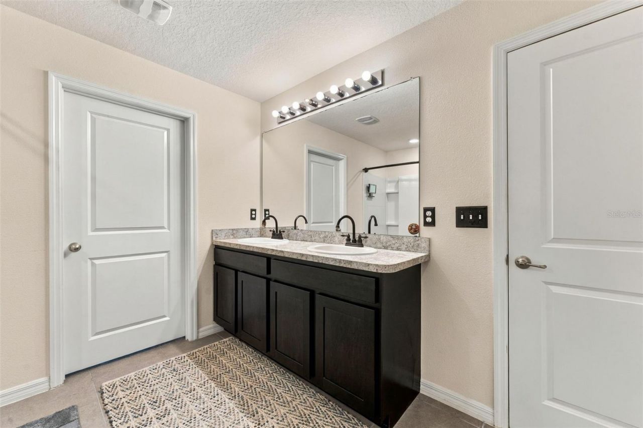 506 Diamond Ridge Road, Seffner, FL 33584 Photo