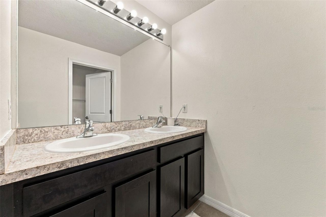 506 Diamond Ridge Road, Seffner, FL 33584 Photo