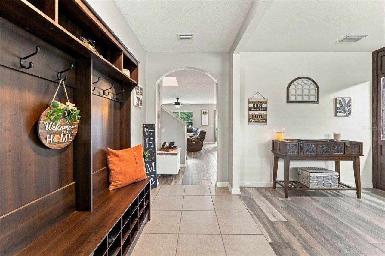 506 Diamond Ridge Road, Seffner, FL 33584 Photo