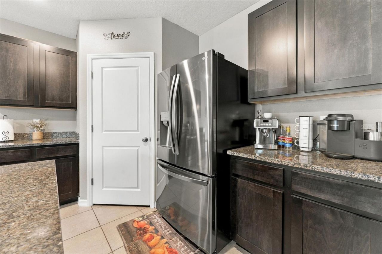 506 Diamond Ridge Road, Seffner, FL 33584 Photo