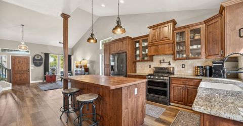 8405 Zachis Way, Antelope, CA 95843 Photo