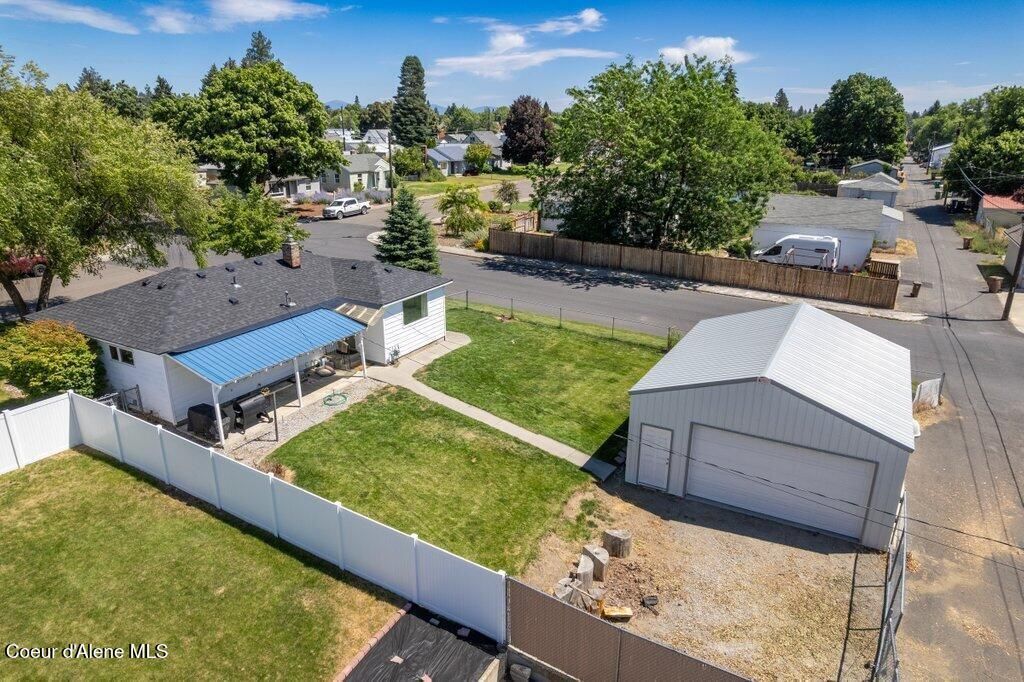 2803 W Sanson Ave  primary photo
