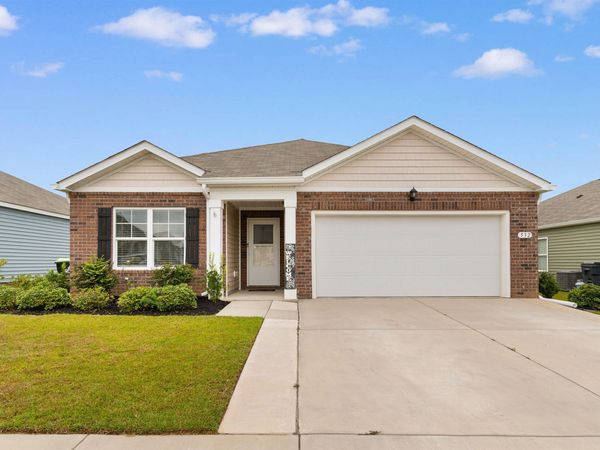 532 Woodland Farms Circle , Aynor, SC 29511