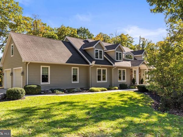 779 LAUREL WOODS LANE, HANOVER, PA 17331