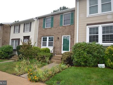 7985 TYSON OAKS CIRCLE , VIENNA, VA 22182