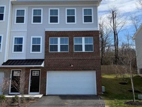 121 FOUR LEAF DRIVE , EXTON, PA 19341