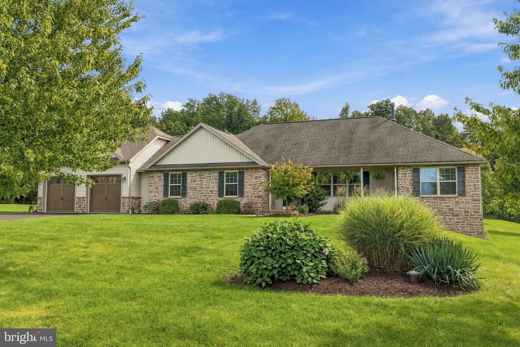 120 CIDER MILL ROAD , MERTZTOWN, PA 19539
