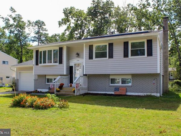 210 MONTANA TRAIL, BROWNS MILLS, NJ 08015