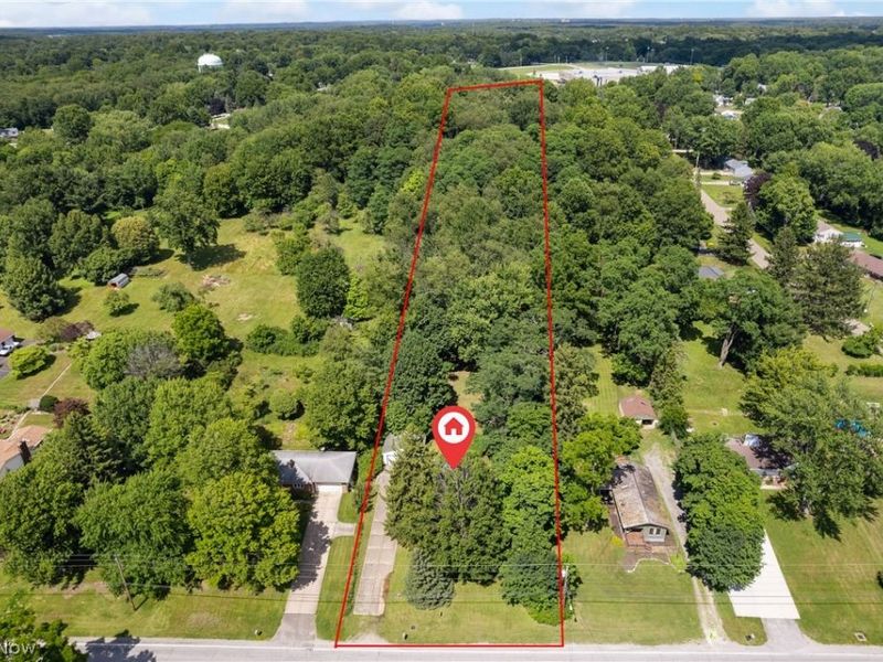353 Southeast Avenue , Tallmadge, OH 44278 Photo 3