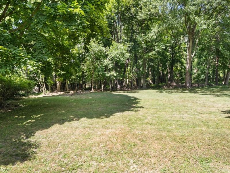 353 Southeast Avenue , Tallmadge, OH 44278 Photo 34