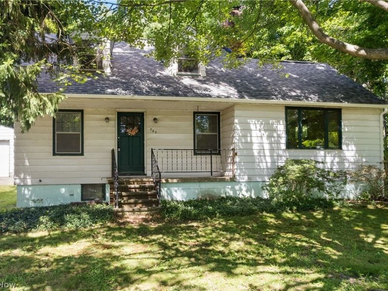 353 Southeast Avenue , Tallmadge, OH 44278 Photo 4