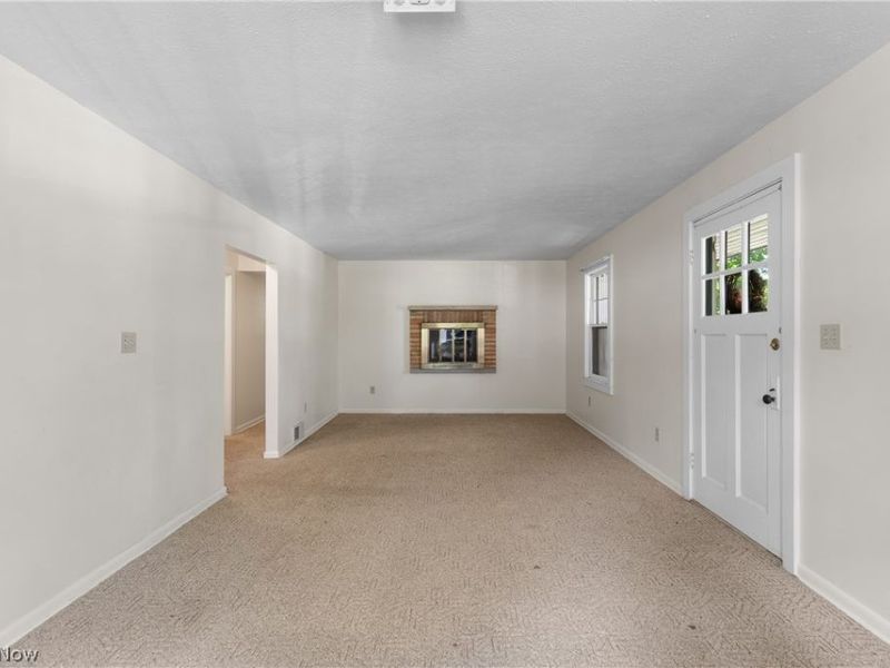 353 Southeast Avenue , Tallmadge, OH 44278 Photo 5
