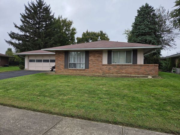 1611 Henley Road, Troy, OH 45373