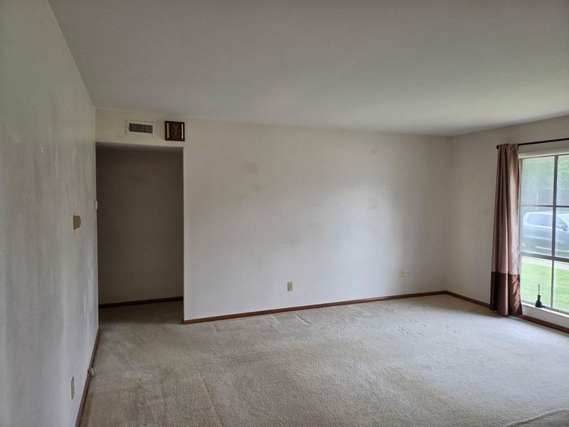 1611 Henley Road, Troy, OH 45373 Photo 4