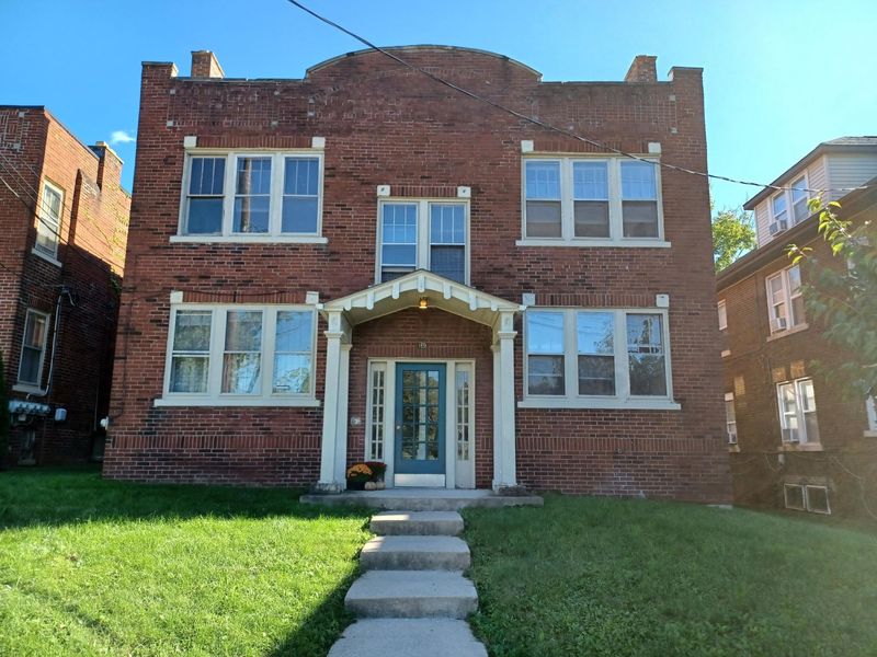 169 E Arcadia Avenue, Columbus, OH 43202 Photo 2