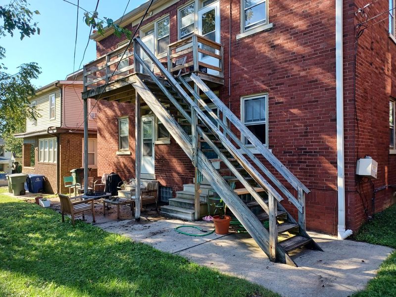 169 E Arcadia Avenue, Columbus, OH 43202 Photo 3