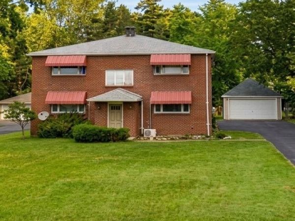 1700 Orchard Park Road, Buffalo, NY 14224