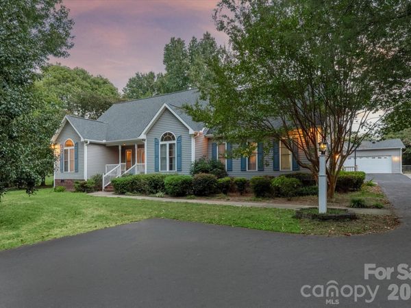 849 W Stanly Street , Stanfield, NC 28163