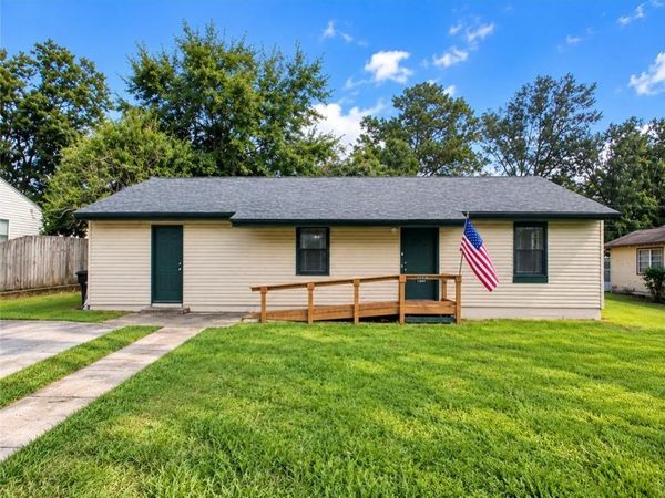 930 AVENUE F Avenue , Bogalusa, LA 70427