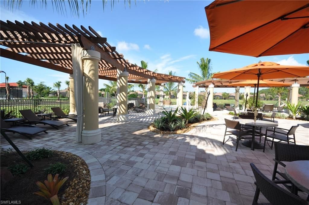 9727 Acqua Ct, Unit 433, Naples, FL 34113 Photo