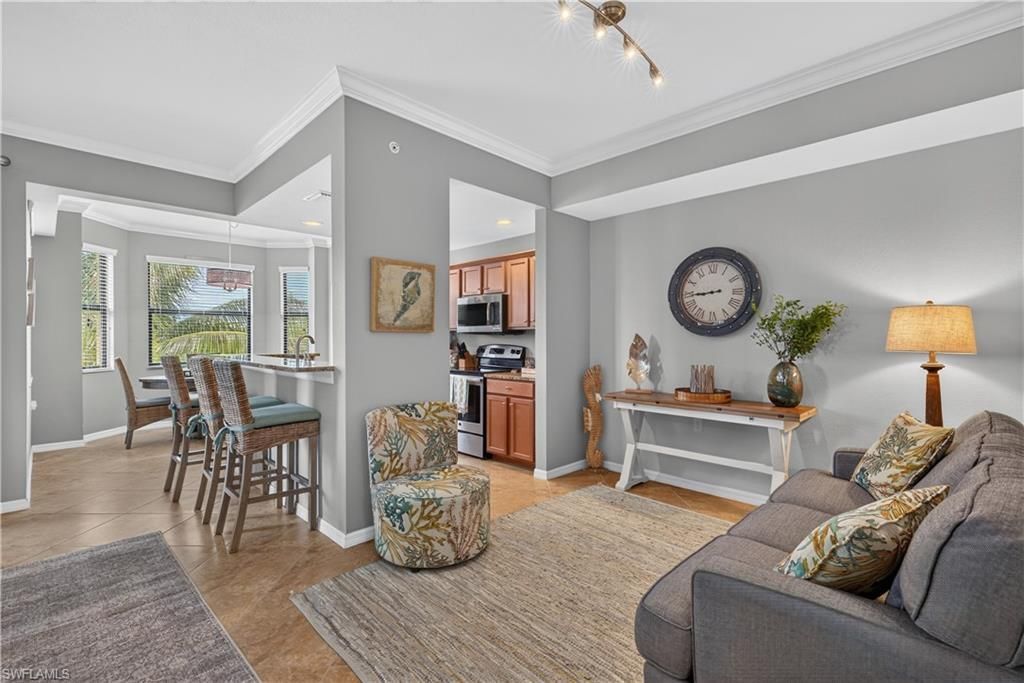 9727 Acqua Ct, Unit 433, Naples, FL 34113 Photo