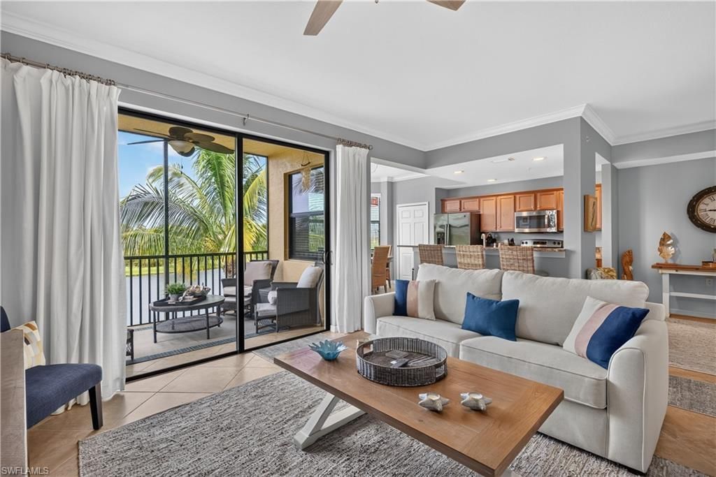 9727 Acqua Ct, Unit 433, Naples, FL 34113 Photo