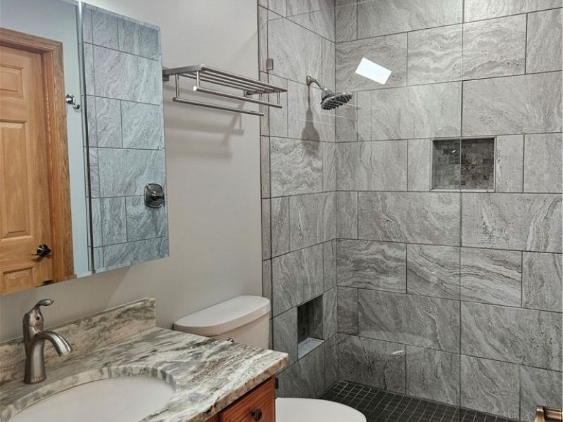 979 Bristol Drive, Akron, OH 44312 Photo 15