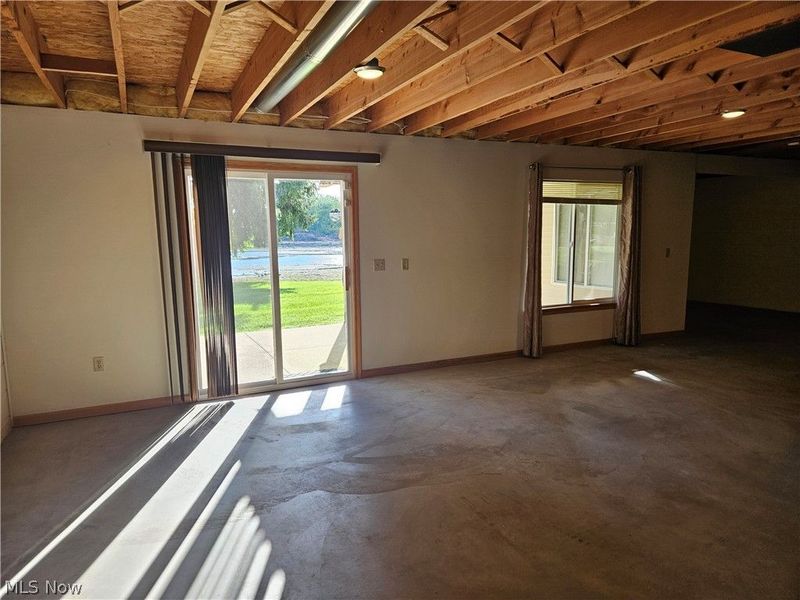 979 Bristol Drive, Akron, OH 44312 Photo 22
