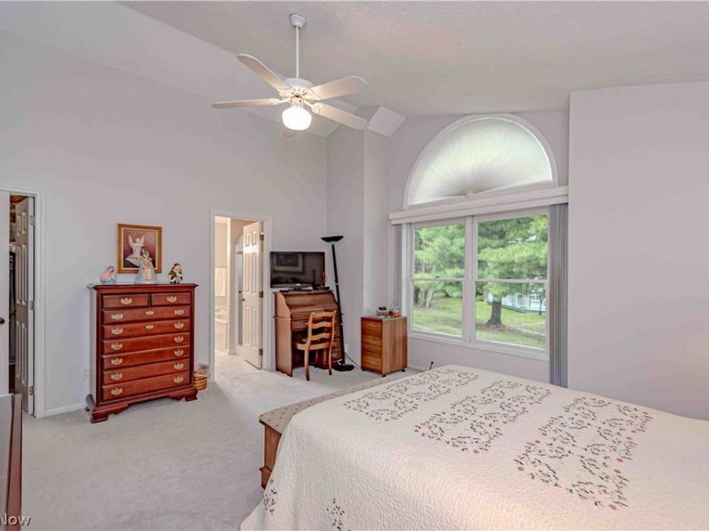 18316 Sherbrooke Oval , Strongsville, OH 44136 Photo 17