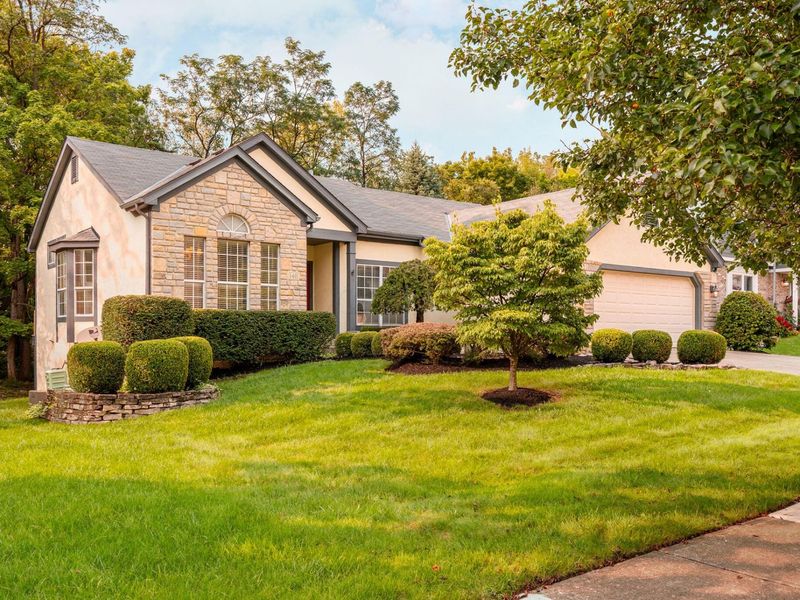 140 Highmeadow Drive, Columbus, OH 43230 Photo 2