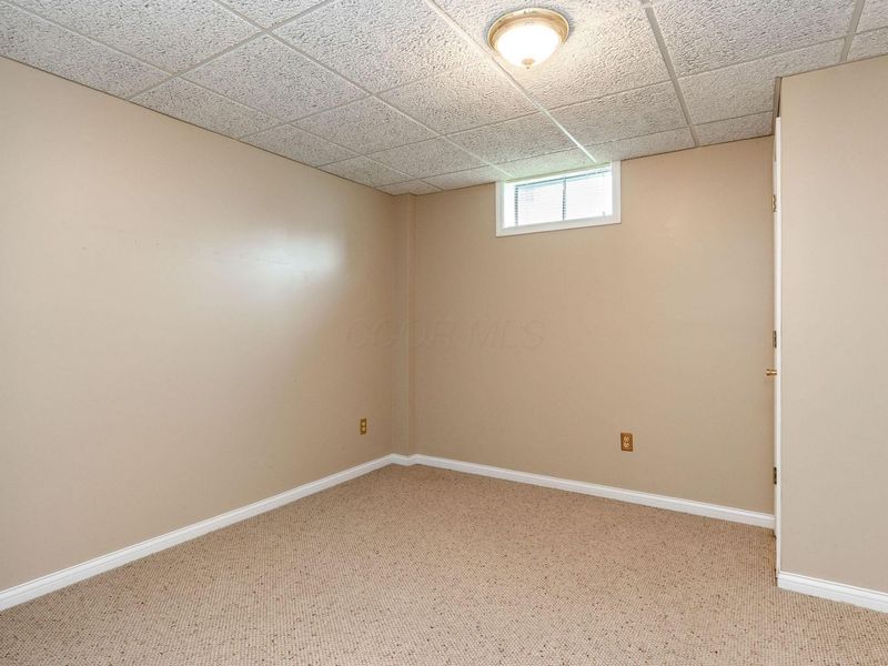140 Highmeadow Drive, Columbus, OH 43230 Photo 36
