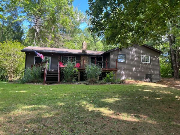 27 Margo Lane , Senecaville, OH 43780