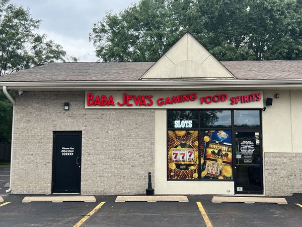 2214 N Route 12, Unit E, Spring Grove, IL 60081