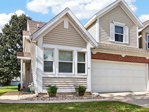 311 S Towanda Avenue , Normal, IL 61761