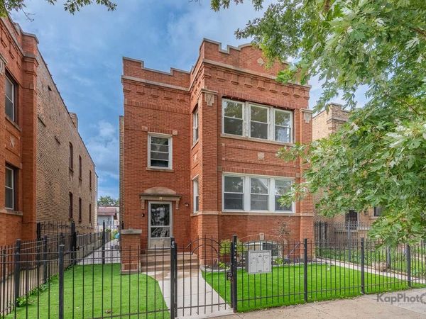 3818 N Kimball Avenue , Unit 2, Chicago, IL 60618