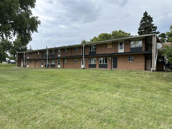 250 N Entrance Avenue , Unit 8B, Kankakee, IL 60901