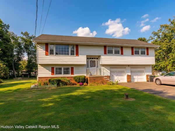 39 Jeanette Lane, Lake Katrine, NY 12449