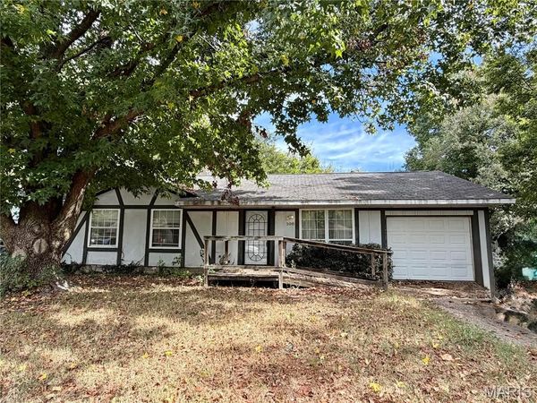 508 Cole Avenue , Sikeston, MO 63801