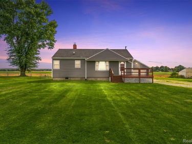 9140 E M 21, Venice Township, Mi 48817