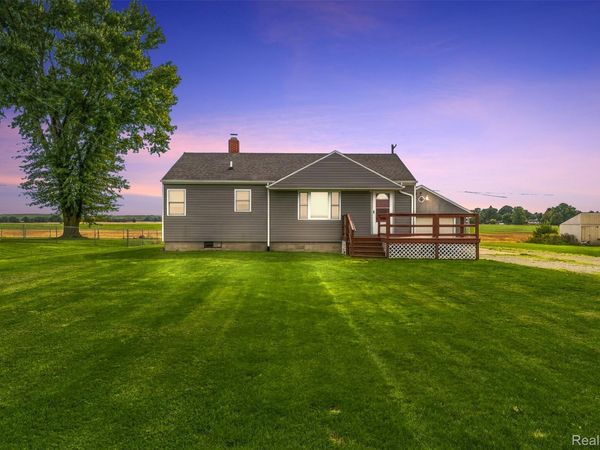 9140 E M 21, Venice Township, Mi 48817