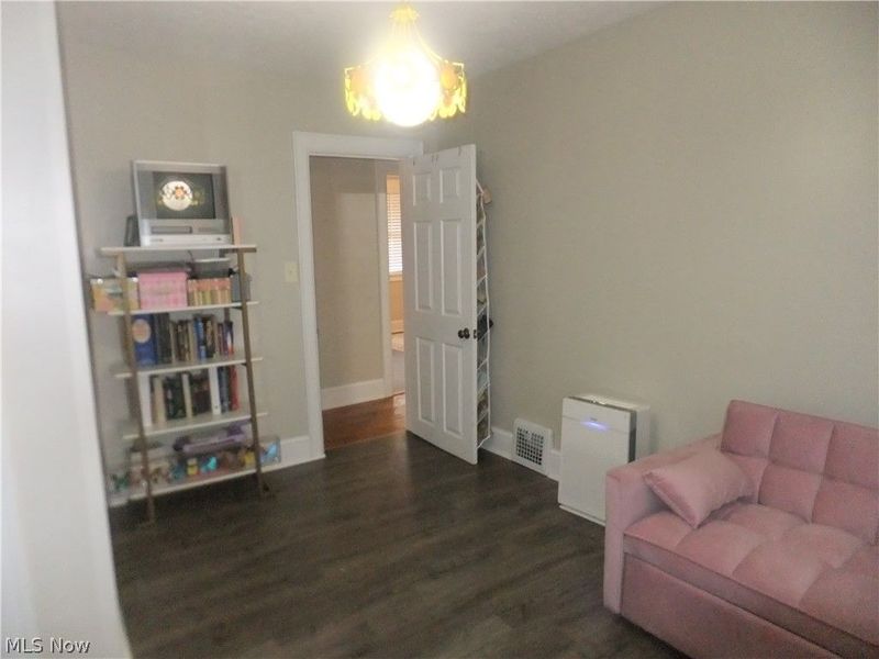 5906 Velma Avenue , Parma, OH 44129 Photo 24