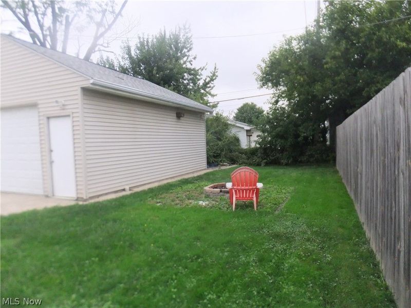 5906 Velma Avenue , Parma, OH 44129 Photo 8