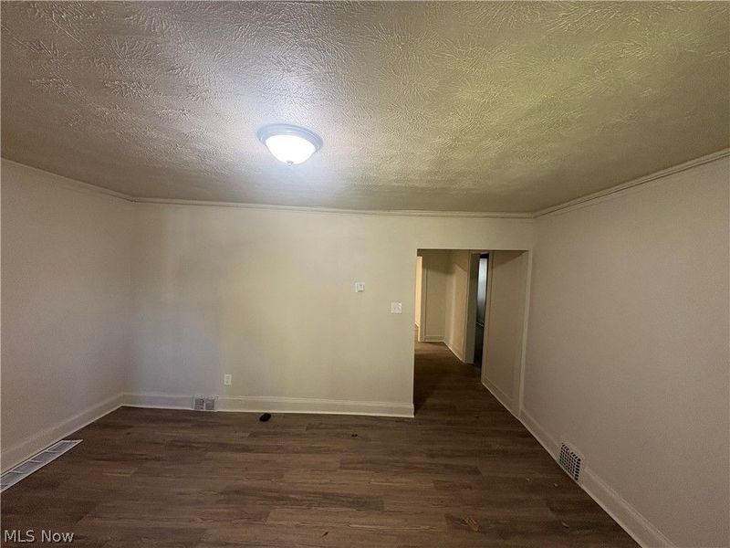 3323 E 143rd Street , Cleveland, OH 44120 Photo 3