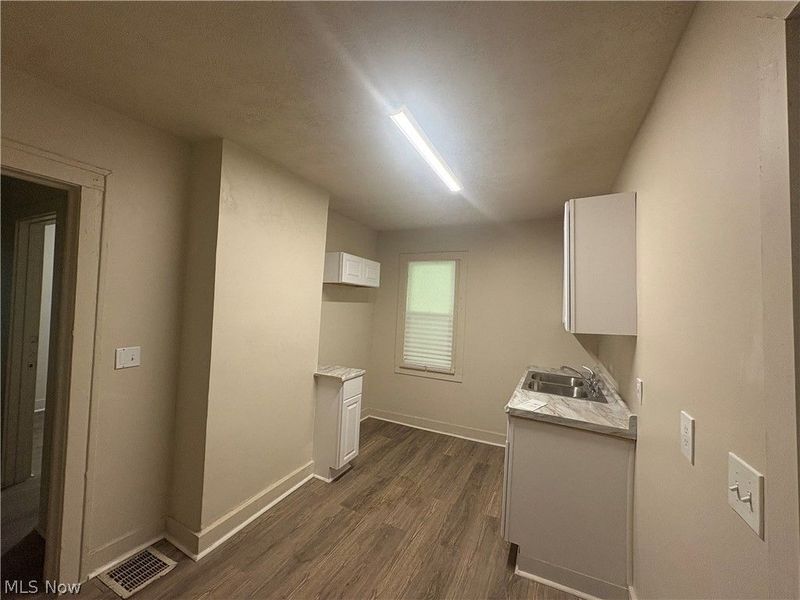 3323 E 143rd Street , Cleveland, OH 44120 Photo 7