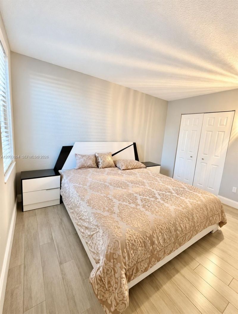 1885 W 56th St , Unit 110, Hialeah, FL 33012 Photo