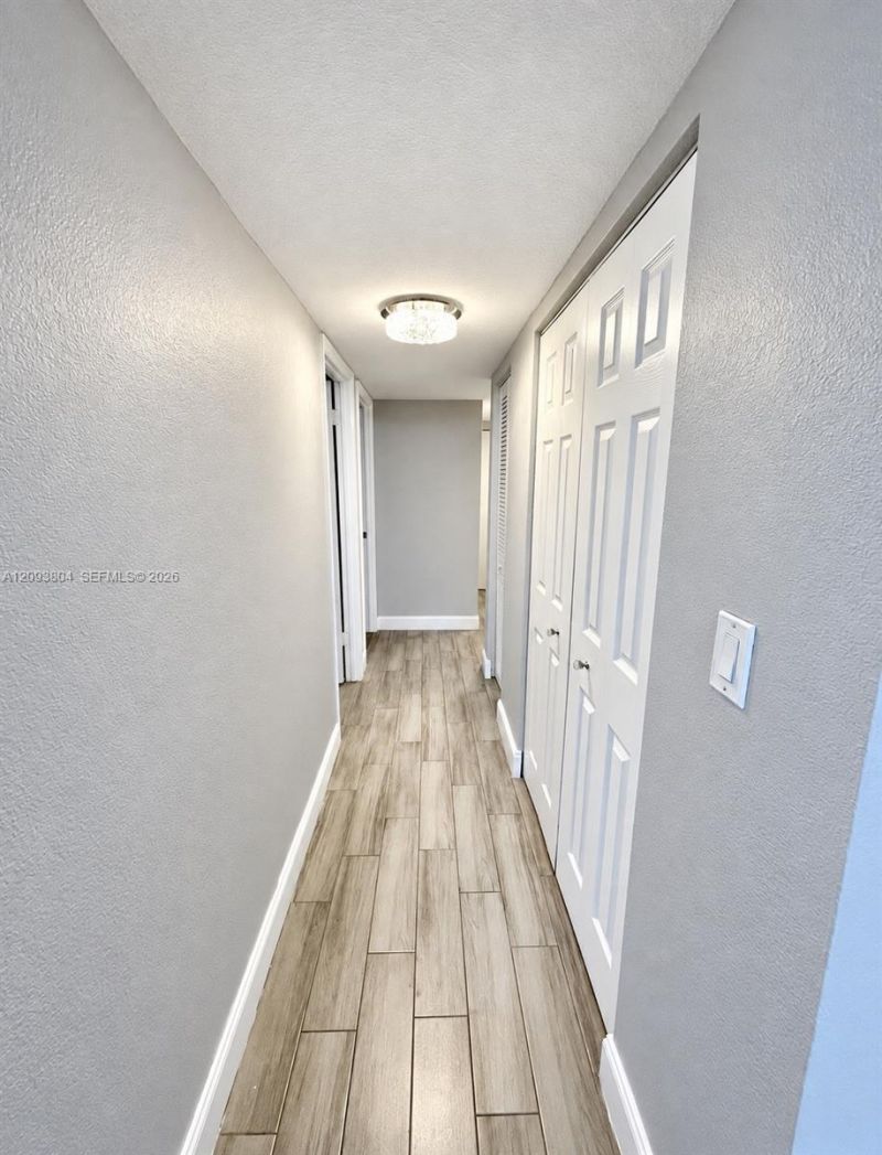1885 W 56th St , Unit 110, Hialeah, FL 33012 Photo