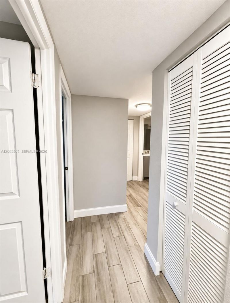 1885 W 56th St , Unit 110, Hialeah, FL 33012 Photo