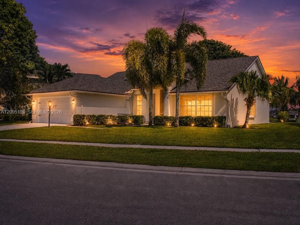 12911 Upper Cove Dr , Wellington, FL 33414 Photo